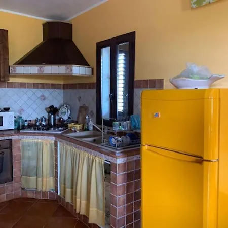 Maveda, Un Dammuso Immerso Nel Verde Holiday home Lampedusa
