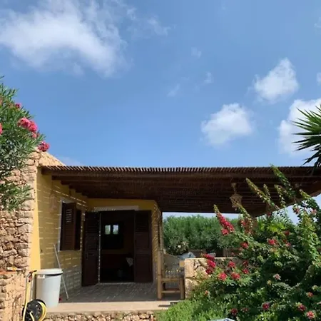 Maveda, Un Dammuso Immerso Nel Verde בית נופש *