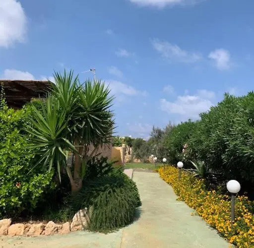 Maveda, Un Dammuso Immerso Nel Verde בית נופש למפדוזה