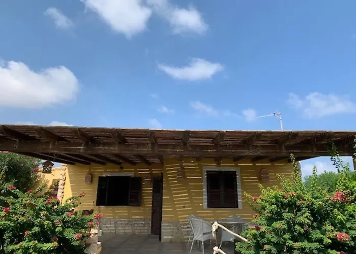 Maveda, Un Dammuso Immerso Nel Verde בית נופש